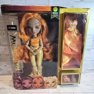 Rainbow High MEENA FLEUR Doll  with Accessories